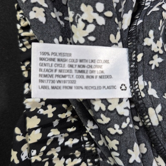 Wild Fable Womens Floral Midi Skirt Black Ditsy Print Front Slit Size S New - Picture 7 of 8